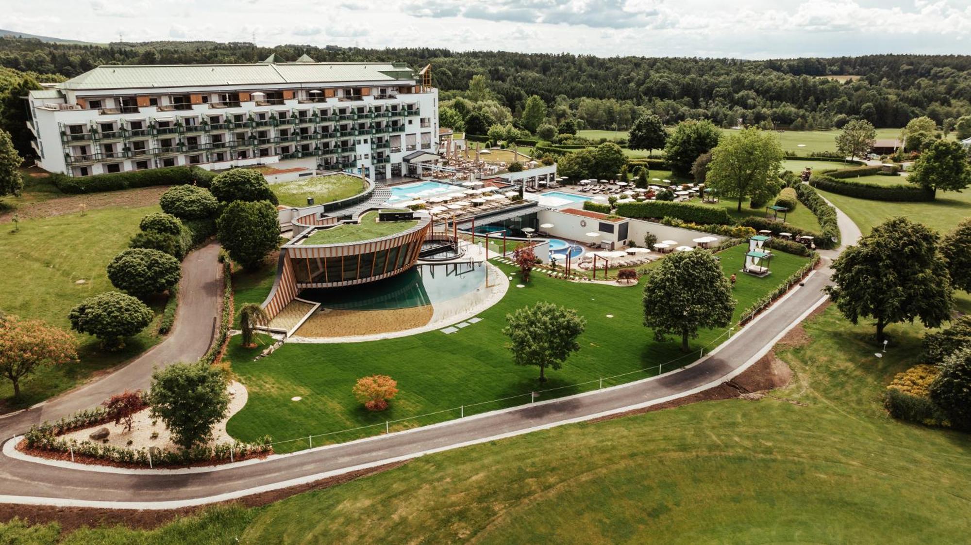 Adults Only Hotel Reiters Supreme バート・タッツマンスドルフ エクステリア 写真